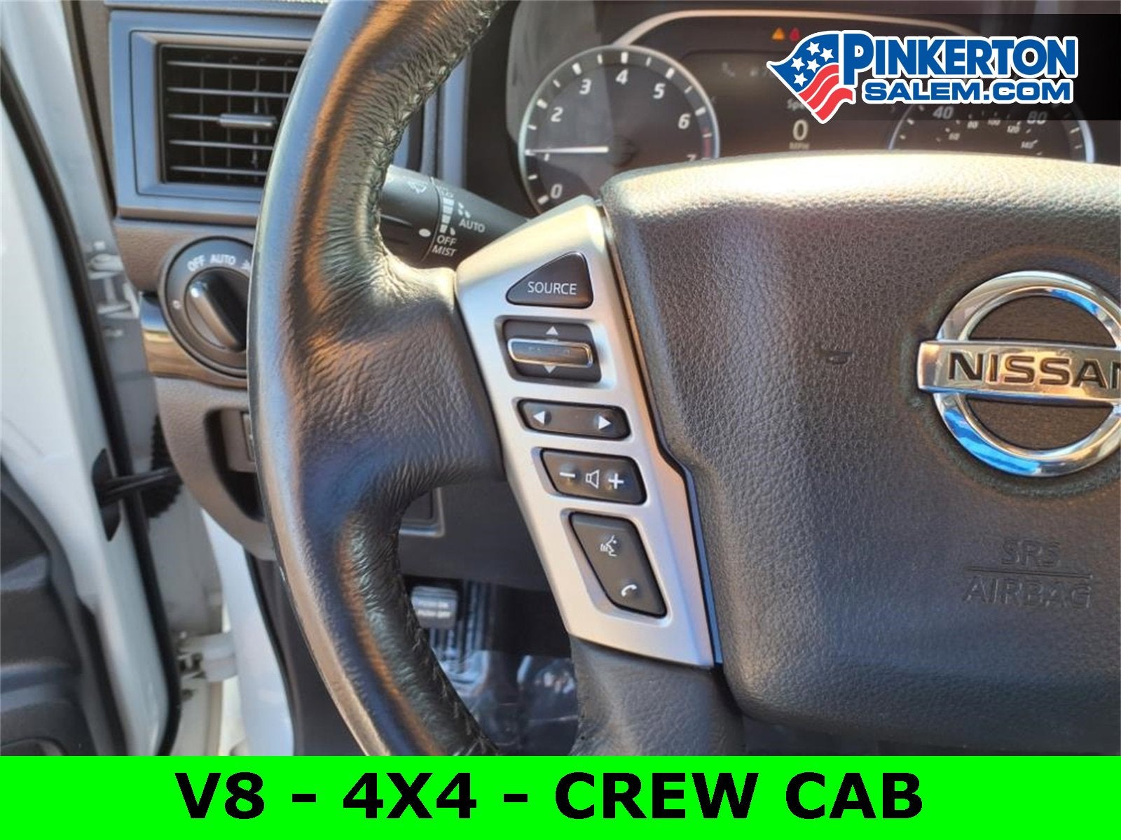 2022 Nissan TITAN Crew Cab SV 4x4