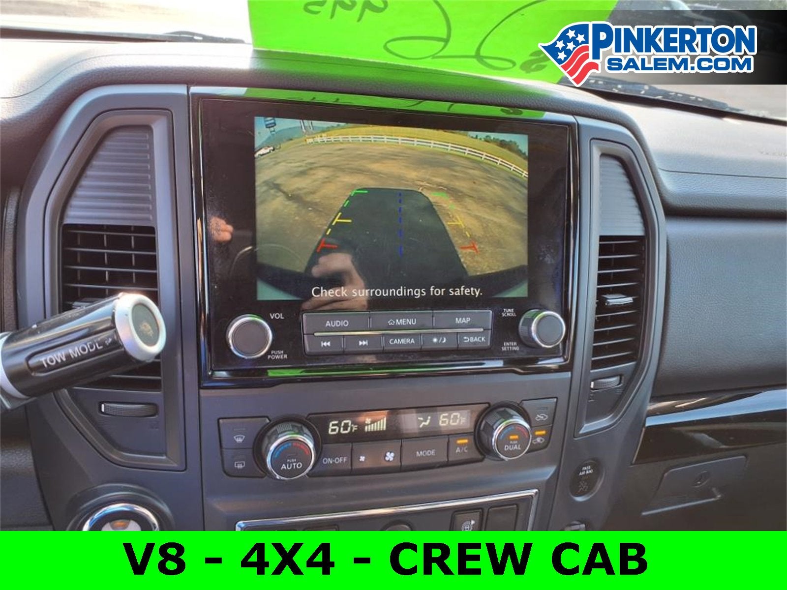 2022 Nissan TITAN Crew Cab SV 4x4