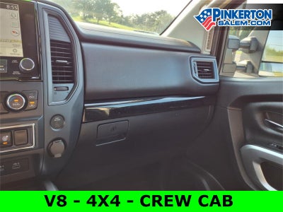 2022 Nissan TITAN Crew Cab SV 4x4