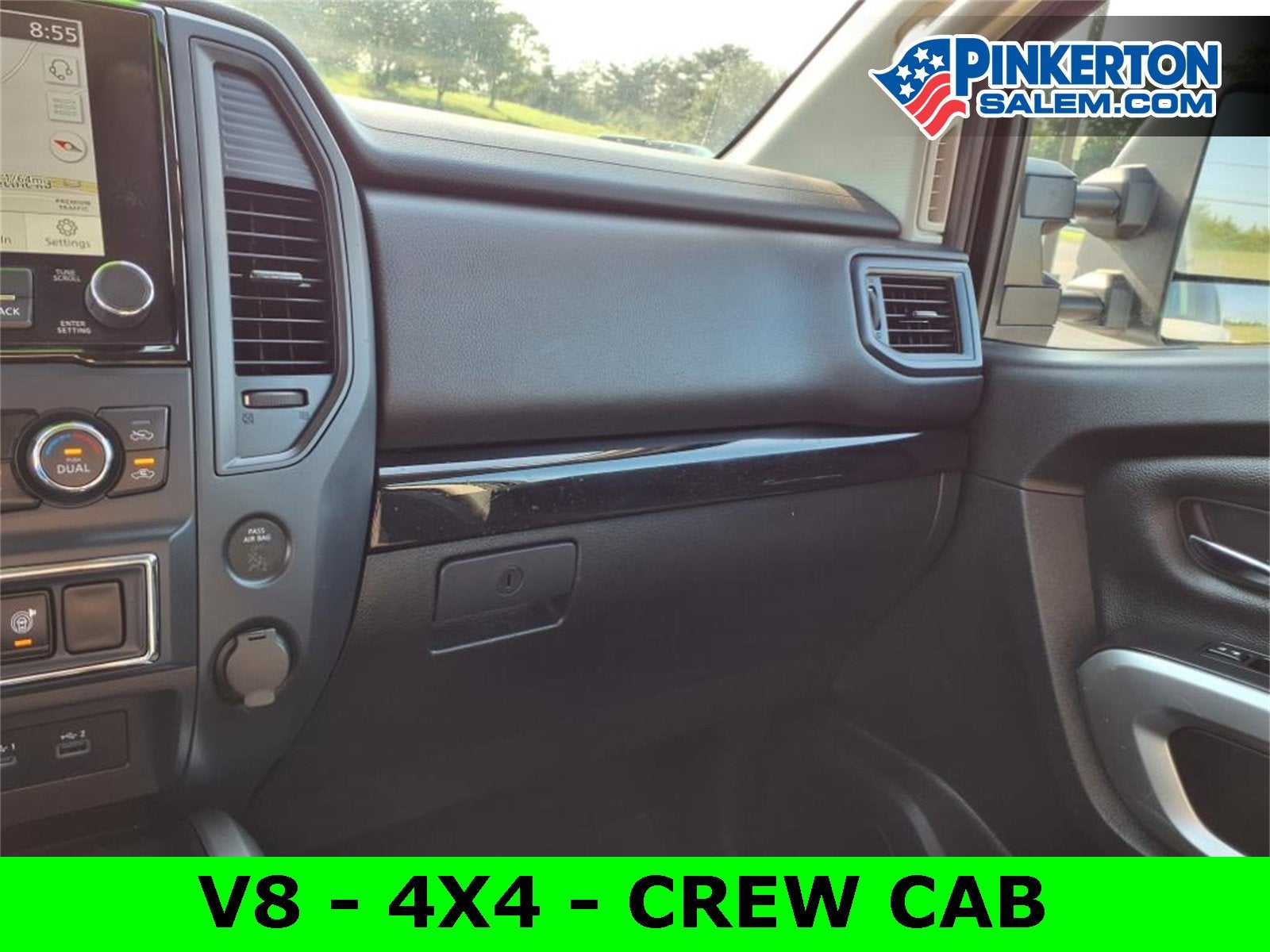 2022 Nissan TITAN Crew Cab SV 4x4