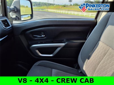 2022 Nissan TITAN Crew Cab SV 4x4