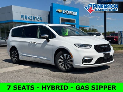 2023 Chrysler Pacifica Hybrid Limited