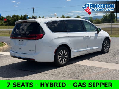 2023 Chrysler Pacifica Hybrid Limited