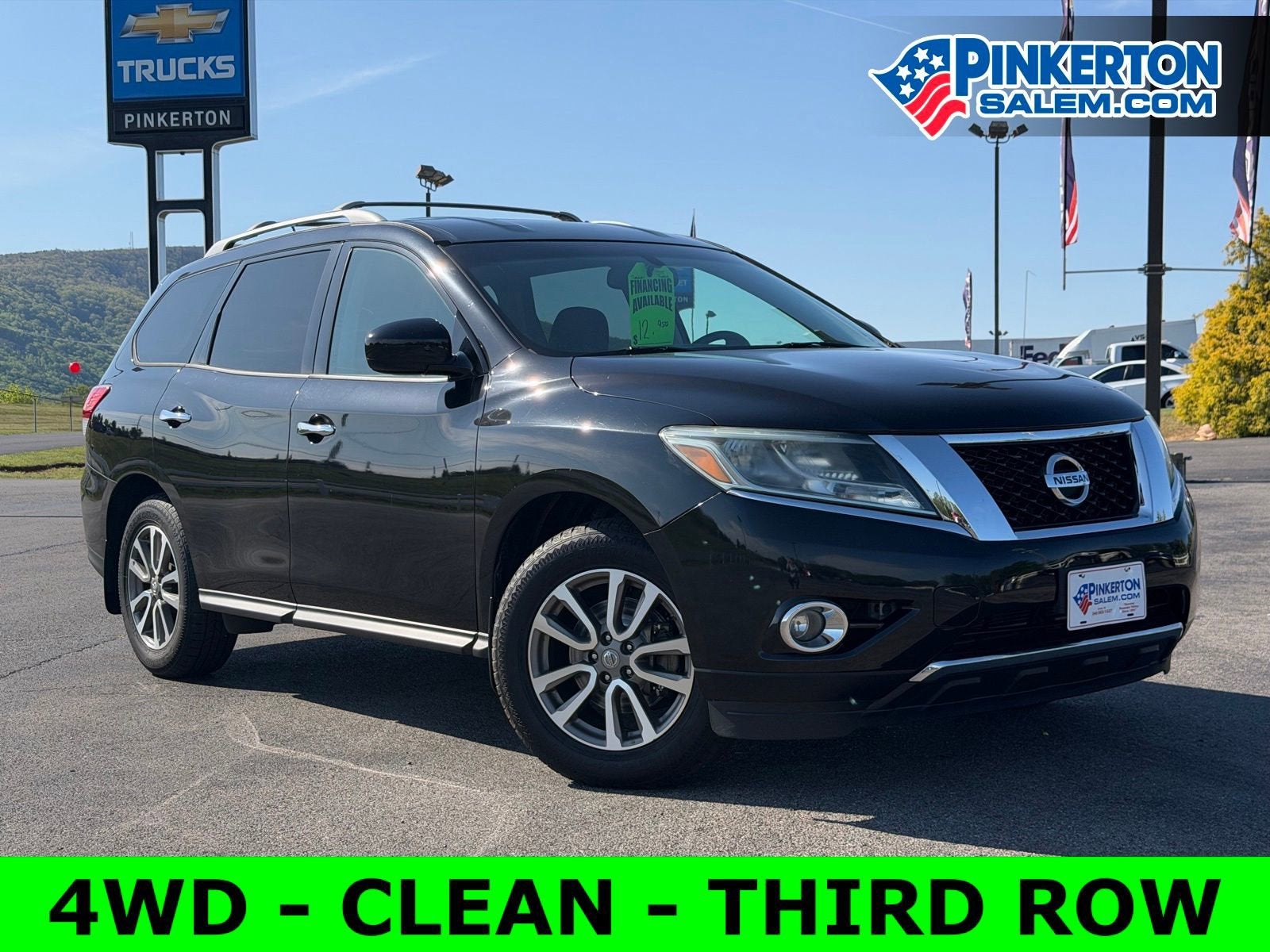 2015 Nissan Pathfinder SV