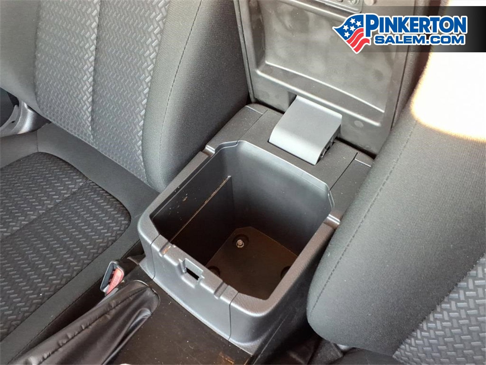 2024 Mitsubishi Eclipse Cross LE