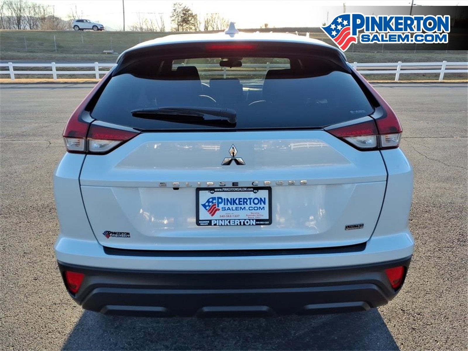 2024 Mitsubishi Eclipse Cross LE