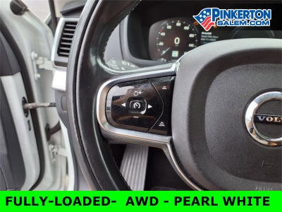 2016 Volvo XC90 Hybrid T8 Momentum