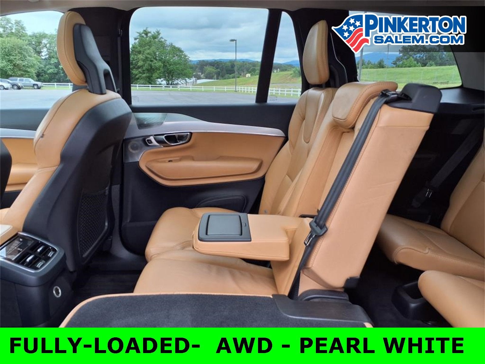 2016 Volvo XC90 Hybrid T8 Momentum