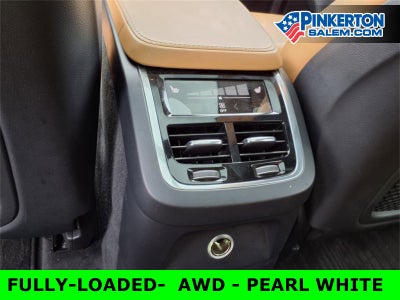 2016 Volvo XC90 Hybrid T8 Momentum