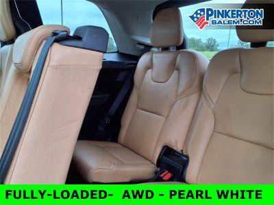 2016 Volvo XC90 Hybrid T8 Momentum