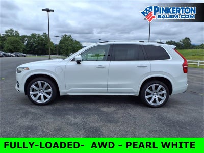 2016 Volvo XC90 Hybrid T8 Momentum