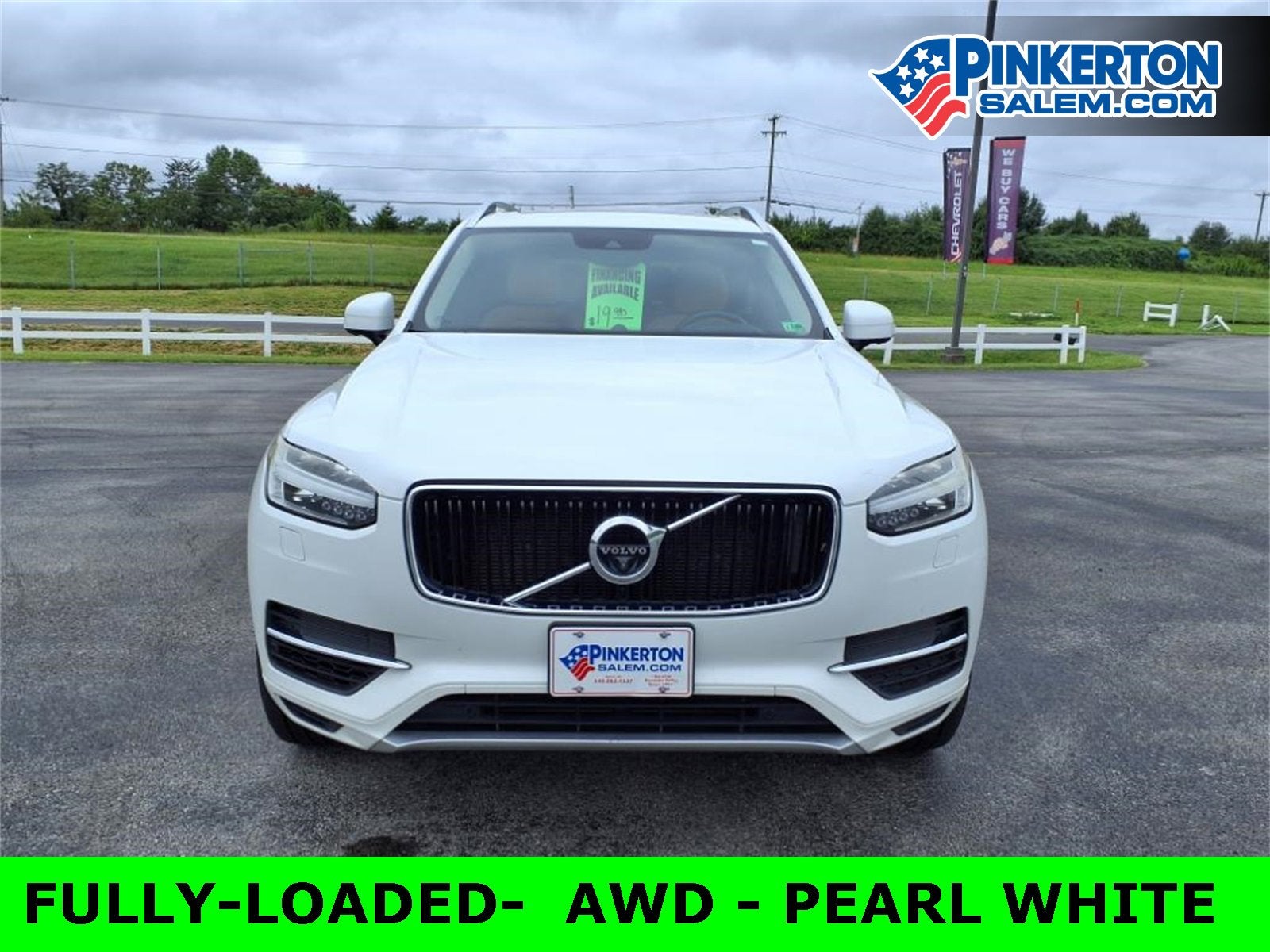 2016 Volvo XC90 Hybrid T8 Momentum